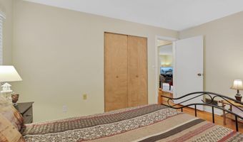 1205 Kenwick Rd, Columbus, OH 43209