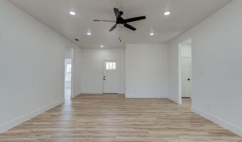 407 Ave M, Abernathy, TX 79311