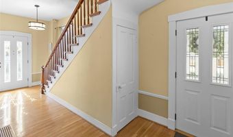 330 Alby St, Alton, IL 62002