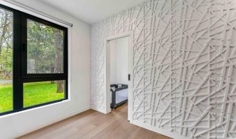 72 Keats Ln, Albrightsville, PA 18210