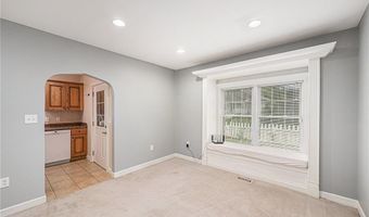 614 S 7th St, Atchison, KS 66002