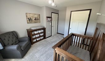 1210 NE 32nd Ave, Aberdeen, SD 57401