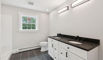 127 Bond Brook Rd, Augusta, ME 04330