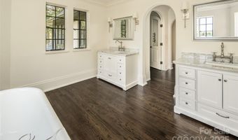 72 Windsor Rd, Asheville, NC 28804