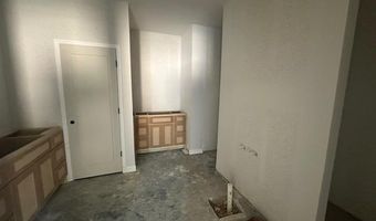 1176 Duke Dr, Bauxite, AR 72011