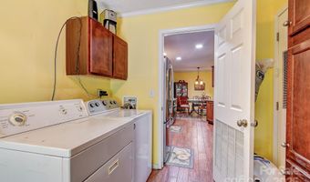20 Jessica Ln, Barnardsville, NC 28709