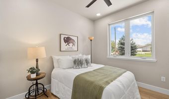 512 HORSESHOE Rd, Burns, WY 82053