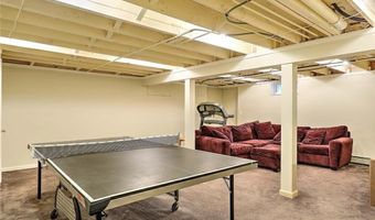 4 Fourth St, Barrington, RI 02806