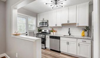 643 BRISBANE Rd, Baltimore, MD 21229