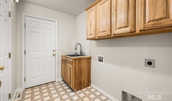 1891 N Highwood Ave, Boise, ID 83713
