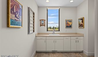 235 Spain Bridge Circle Dr, Belgrade, MT 59714