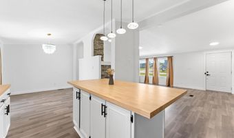 256 Caston Cir, Boiling Springs, SC 29316
