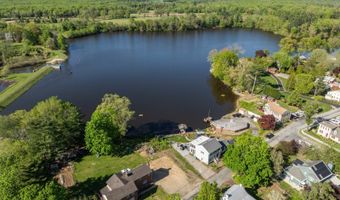 36 E Canal St, Alloway, NJ 08001