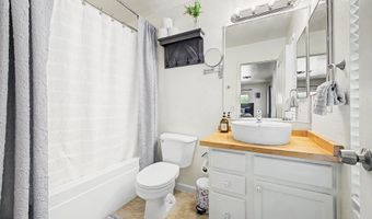 2370 E PEACH TREE Dr, Chandler, AZ 85249