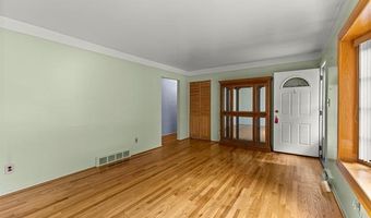 11164 Kennebec Ave, Allen Park, MI 48101