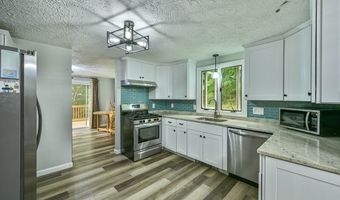 48 Central St, Auburn, MA 01501