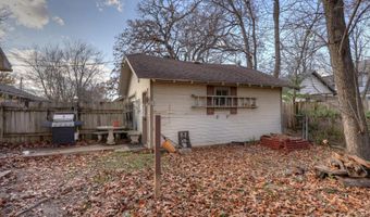 614 E 14th St, Baxter Springs, KS 66713
