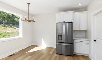 8344 Kettle Oak Dr SE, Alto, MI 49302