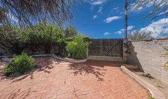 8948 E Old Spanish Trl, Tucson, AZ 85710