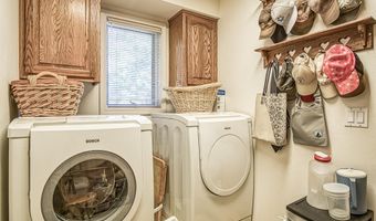 10 Meseta Ln, Hot Springs Village, AR 71909