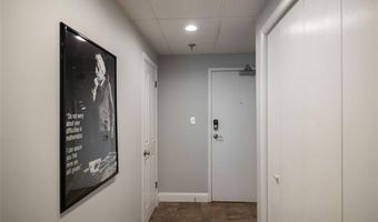 131 E BROAD St #706, Athens, GA 30601