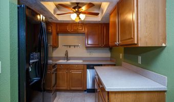 908 LAKE DESTINY Rd E, Altamonte Springs, FL 32714