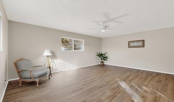 1110 Ranchero Rd, Bosque Farms, NM 87068