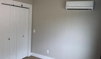 205 E Prospect St, Aurora, MO 65605