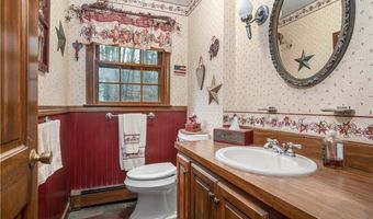 124 Benedict Rd, Burrillville, RI 02830