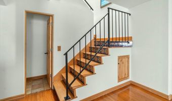 5249 Colodny 8, Agoura Hills, CA 91301