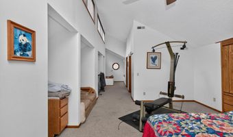 4612 Dover Dr, Ames, IA 50014