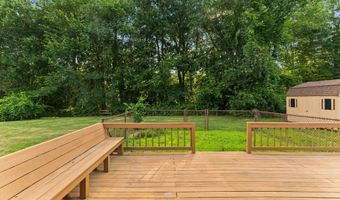 12 Oak Ter, Bellingham, MA 02019