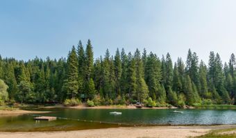 2253 Meadow Dr, Arnold, CA 95223