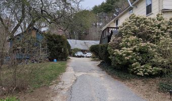642 Old Hartford Rd, Colchester, CT 06415