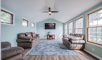 95 Loop Rd, Acton, ME 04001