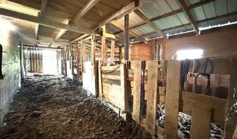 244 Middle Leesville Rd, Bedford, IN 47421
