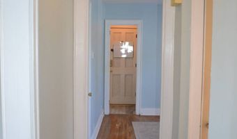 144 W Main St, Albion, IL 62806