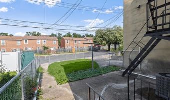 1028 N EDEN St, Baltimore, MD 21205