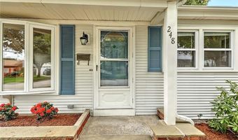 248 Don Ave, East Providence, RI 02916