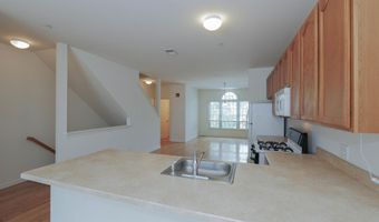 4 Chelsea Ct, Atlantic City, NJ 08401