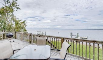 201 Hickory Point Dr, Aurora, NC 27806