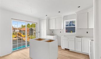 7 Kinsman St, Cumberland, RI 02864