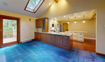 6051 SADDLEHORN Dr, Erie, PA 16506