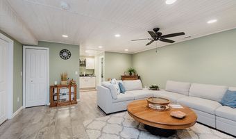 823 Colin Dr, Avon, IN 46123