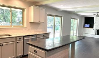 2222 Cloverleaf Pl, Ardmore, OK 73401