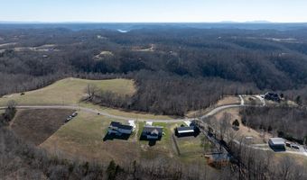 9345 Fox Hill Rd, Baxter, TN 38544