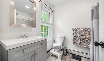 51 Paine Rd, Foster, RI 02825