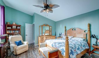 30117 Shady Oak Dr, Arkansas City, KS 67005