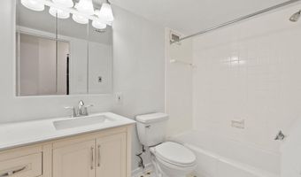 4600 S FOUR MILE RUN Dr S 139, Arlington, VA 22204