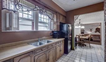 1418 Cleveland Ave, Baxter Springs, KS 66713